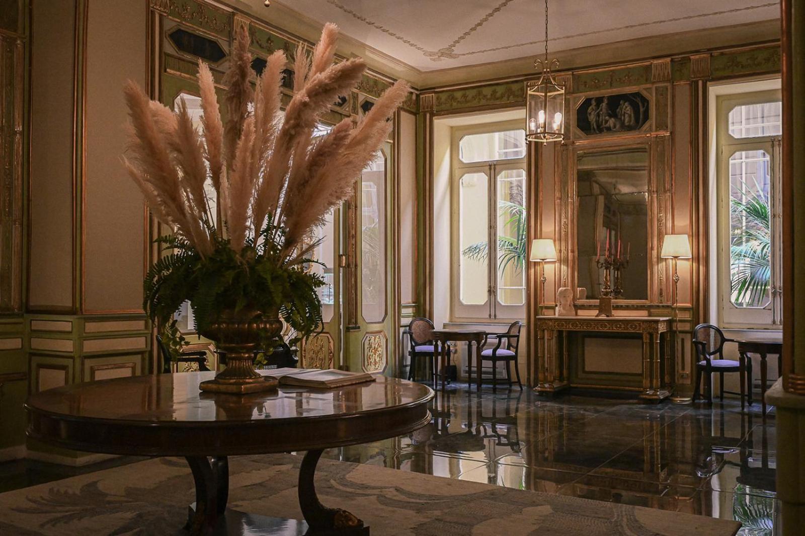 Hotel Grand Et Des Palmes 5*