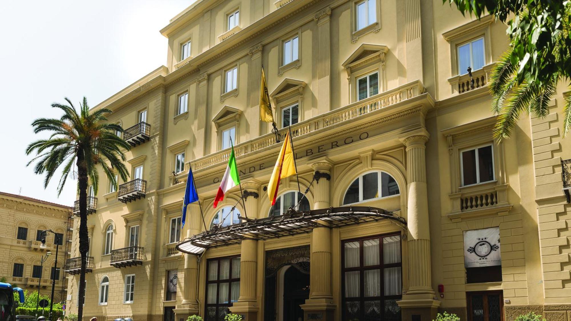 Hotel Grand Et Des Palmes 5*