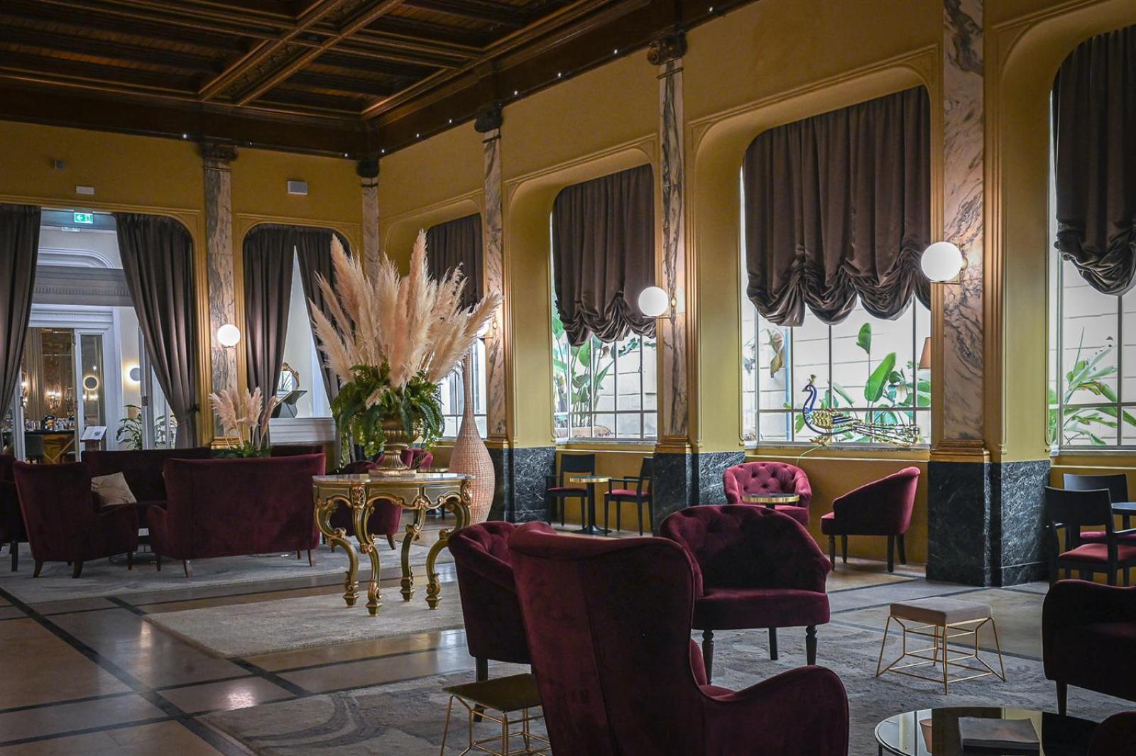 Hotel Grand Et Des Palmes