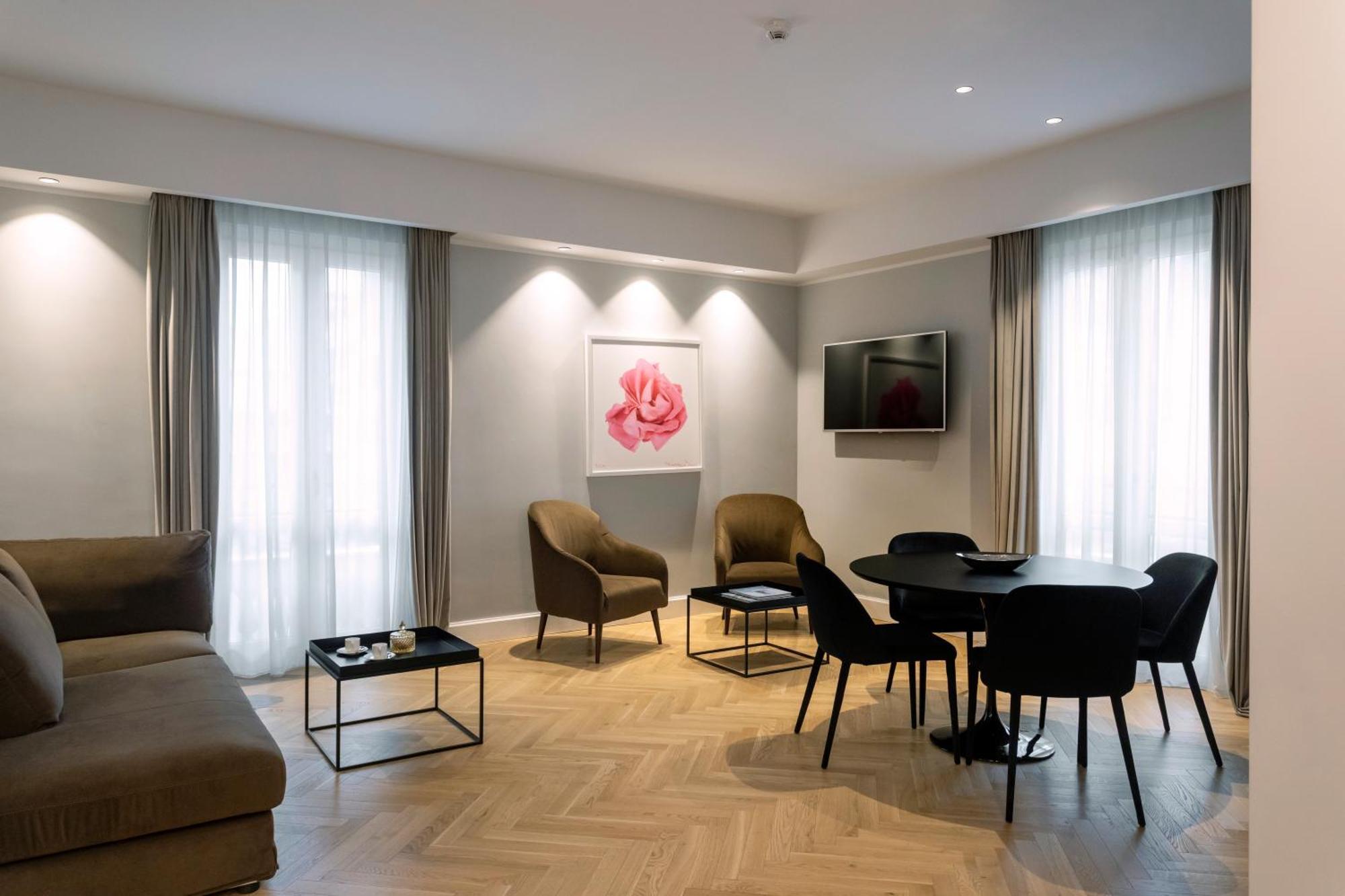 Hotel Grand Et Des Palmes