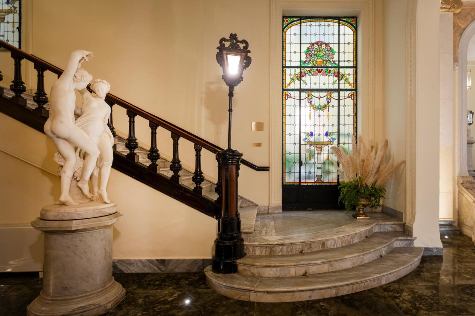 Hotel Grand Et Des Palmes 5*